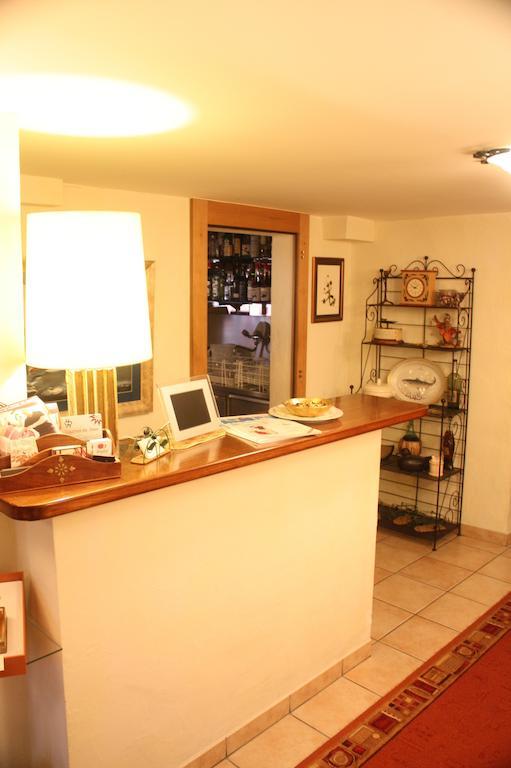 Auberge Communale Bogis Bossey Bagian luar foto