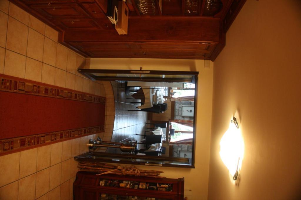 Auberge Communale Bogis Bossey Bagian luar foto