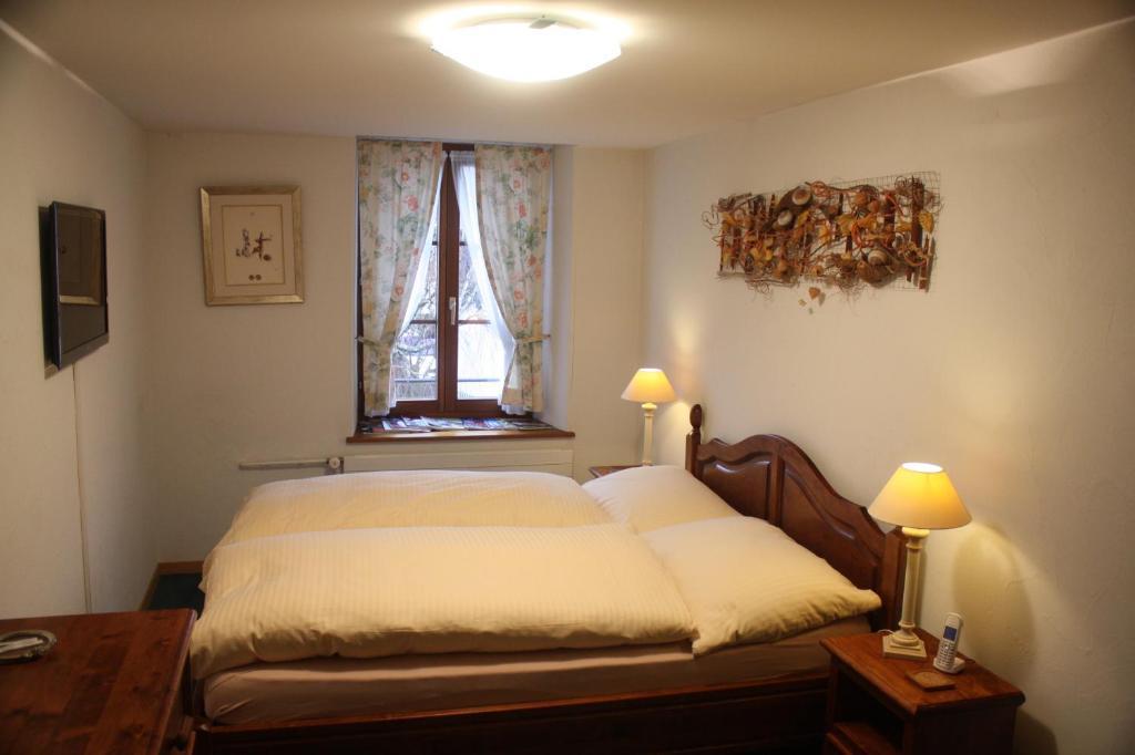 Auberge Communale Bogis Bossey Ruang foto